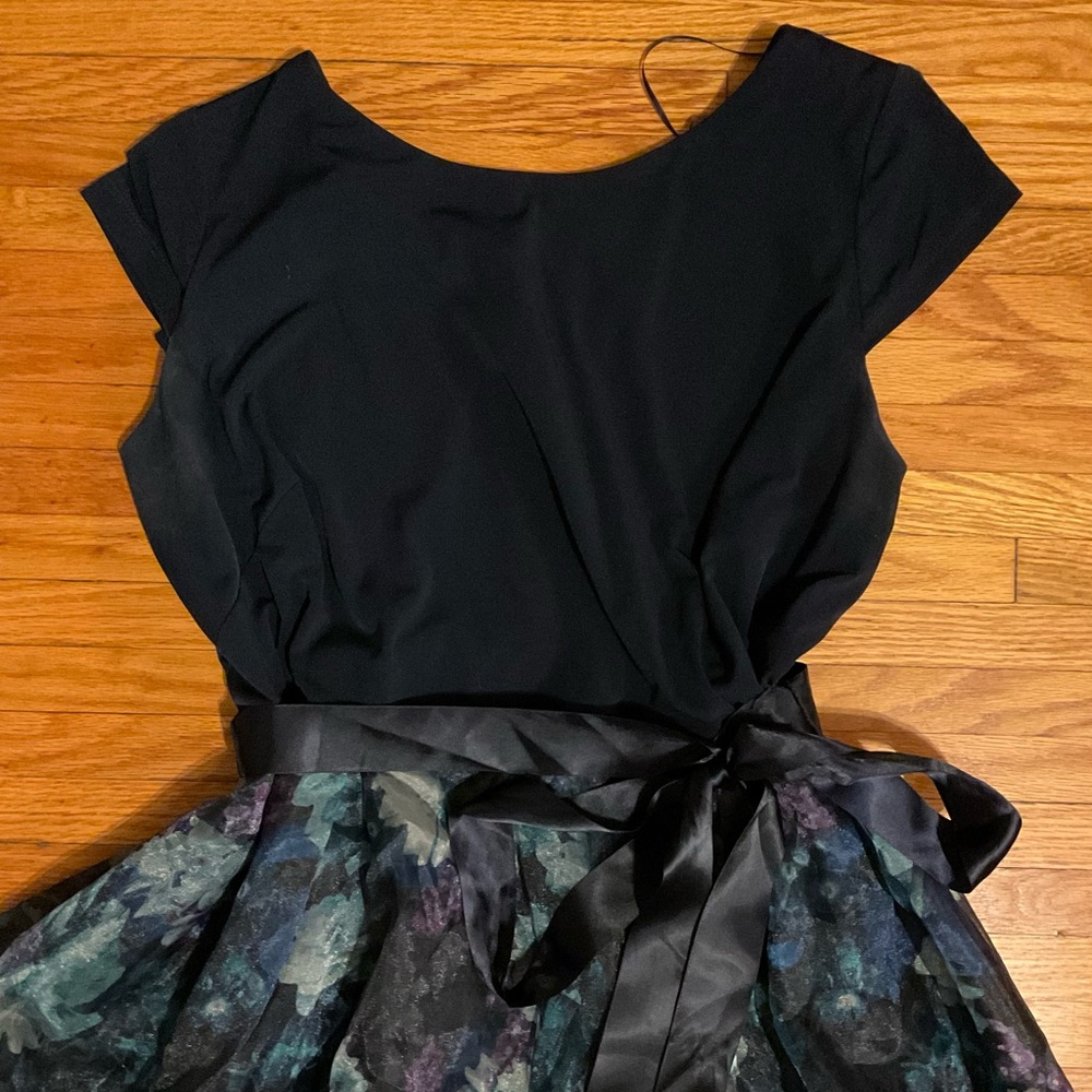 Stunning Floral Organza Evening Dress 18W Prom, Weddings Black Tie Floor Length - Picture 4 of 9